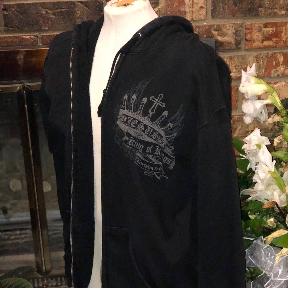 Freebie w/bundle:  Mens Large hood